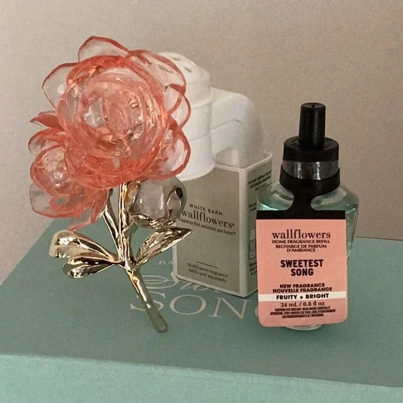 Bath & Body Works Sweetest Song Collection 7 Piece Gift Set In Box With Tote Bag - Picture 3 of 5